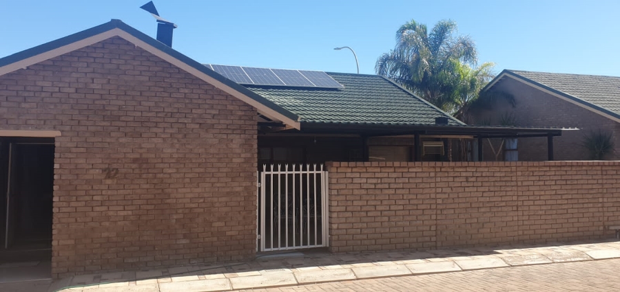 3 Bedroom Property for Sale in Keidebees Northern Cape